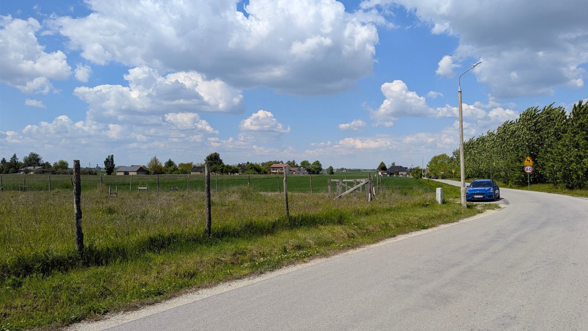 Działka na sprzedaż