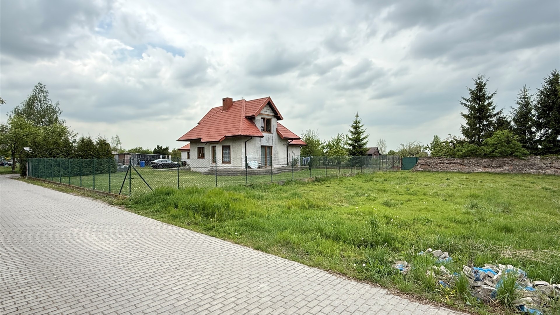 Działka na sprzedaż